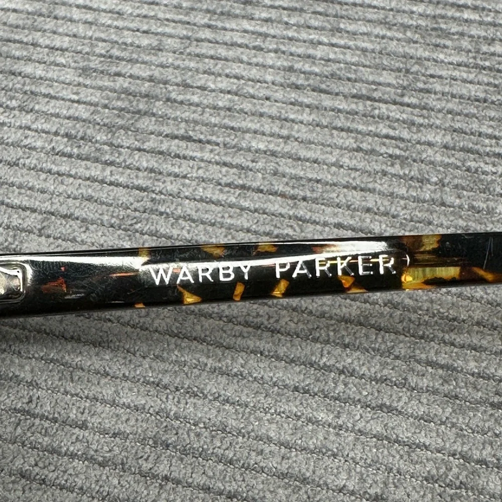 Warby Parker Gillian M 302 Tortoise Shell Y2K Eyeglasses Frames 52-20-145 Unisex